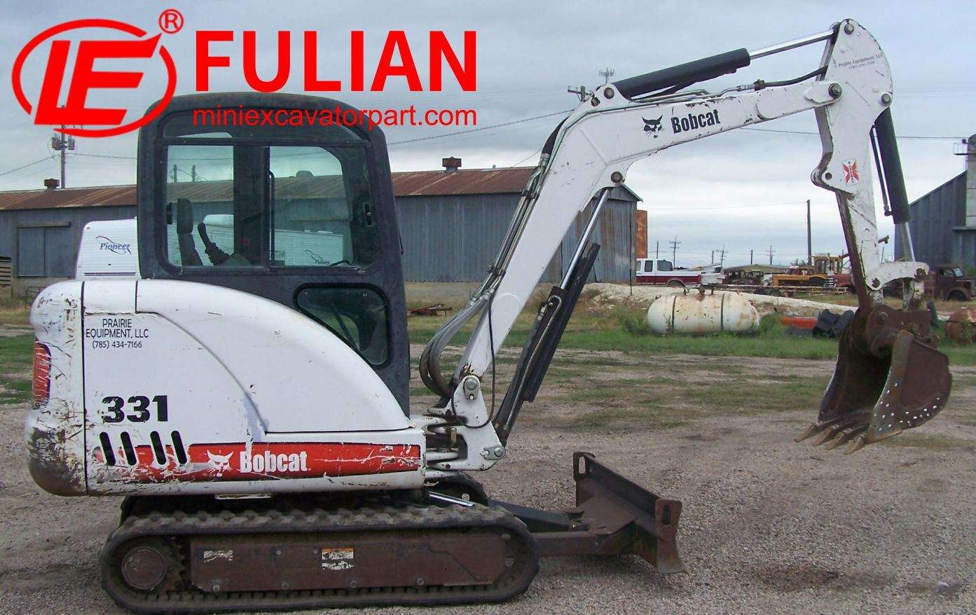 bobcat excavator (2)