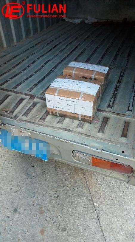 to australia bottom rollers for yanmar yb451 2 1