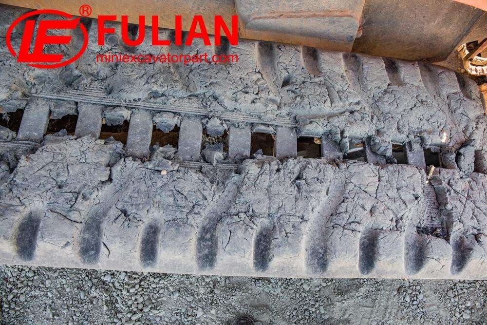 what causes rubber tracks to break