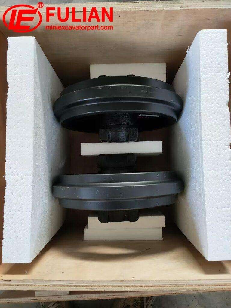 to costa rica, idlers for komatsu pc200 8 shipped (1)