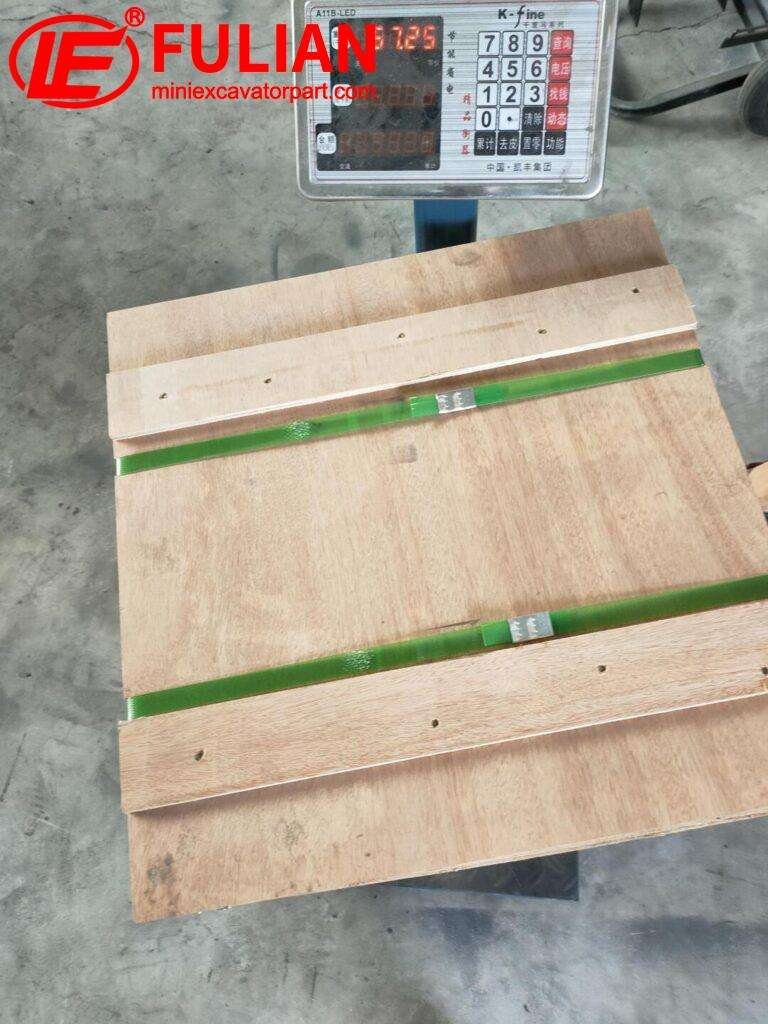 to costa rica, idlers for komatsu pc200 8 shipped (2)