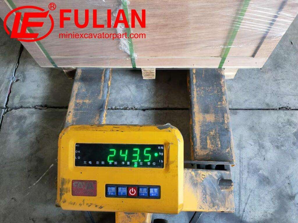 to italy, sprockets for kubota kh35 shipped (1)