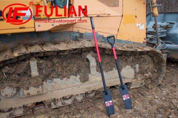 what is the best tool for cleaning excavator tracks