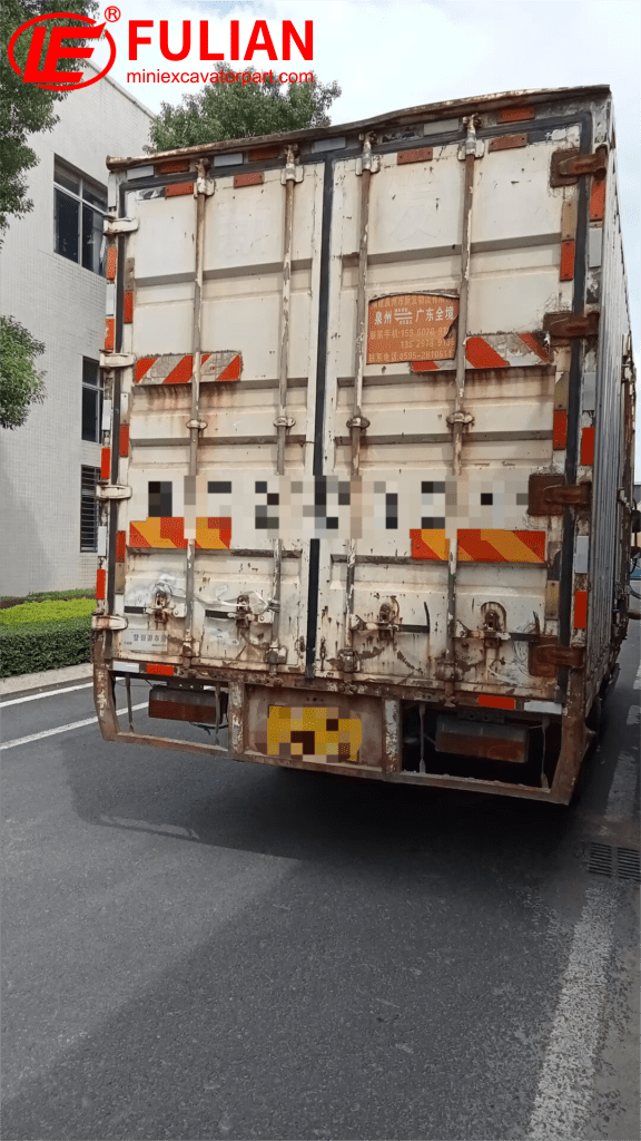 cambodia bound premium excavator parts delivered! (1)