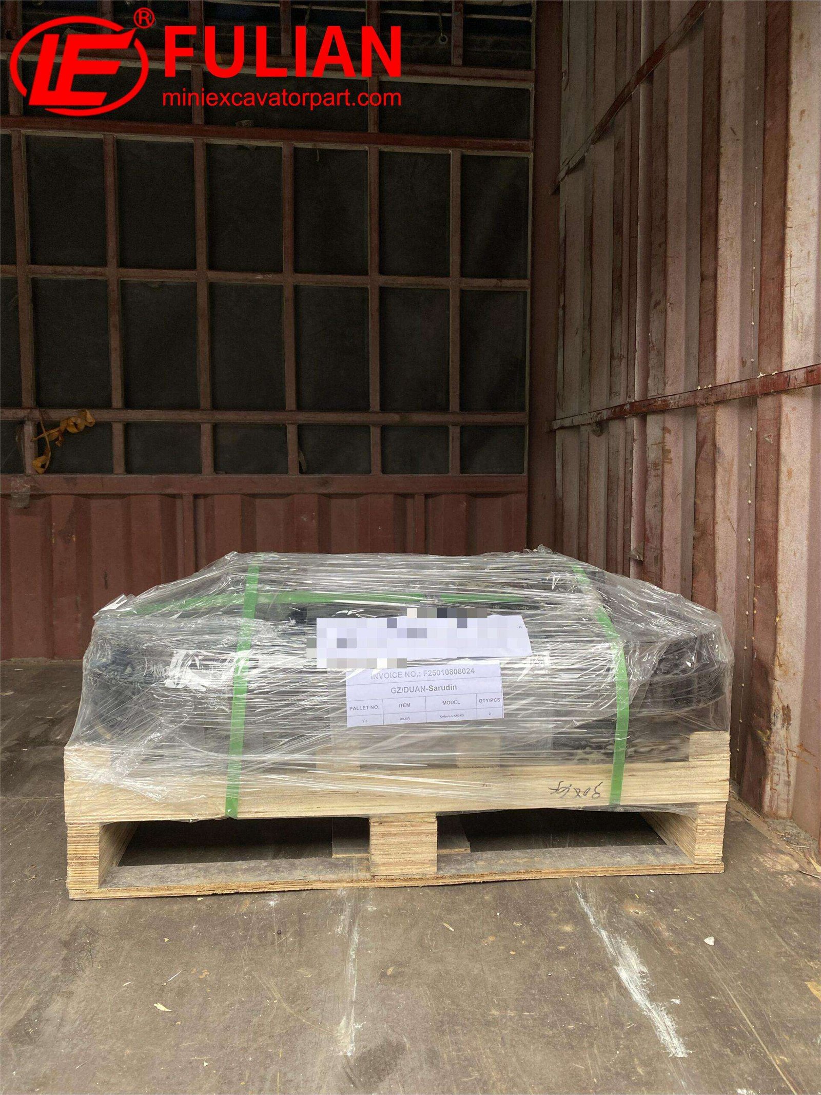 brunei dispatch kobolco k904b idlers take flight – precision engineering at its best (2)