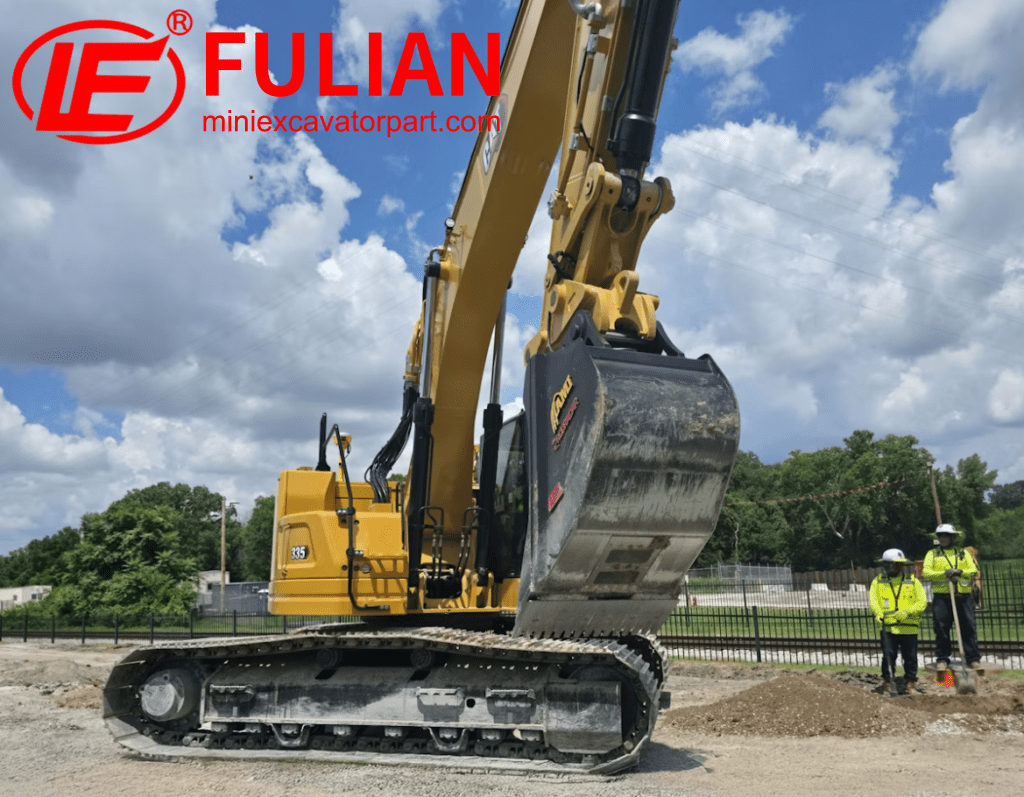 rodradar introduces larger excavator buckets with built in utility detection for safer digging (2)