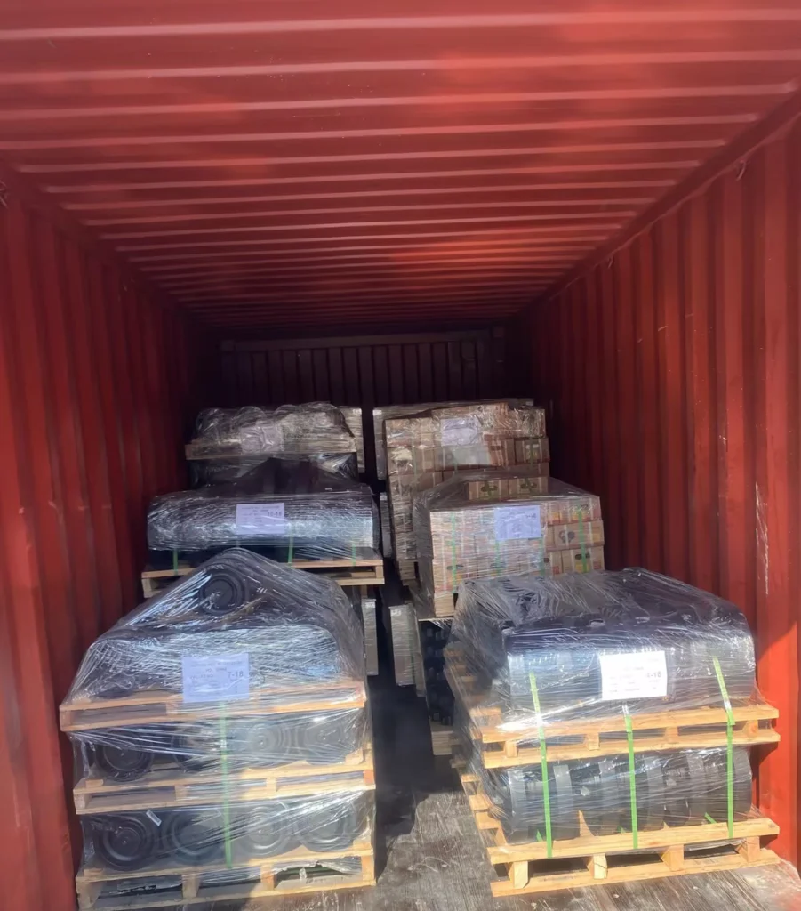 italy kubota svl75 idler delivery completed smoothly and ready for work (2)