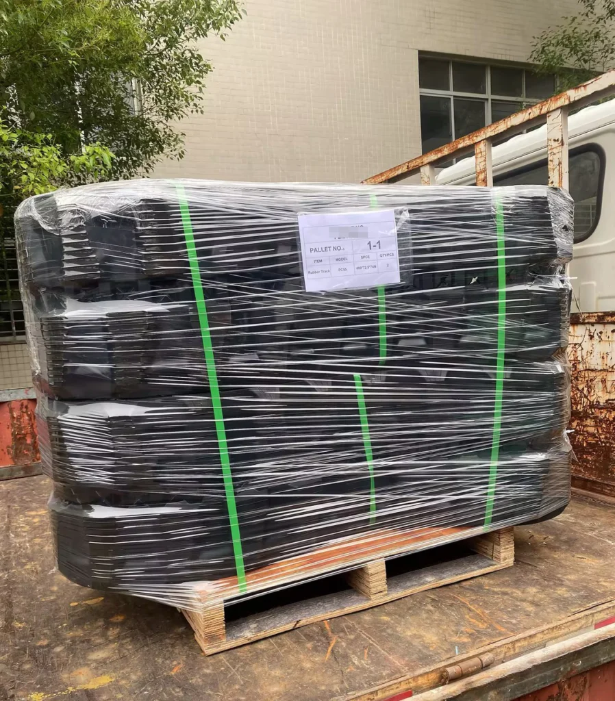 italy – 2 komatsu pc55 400×72.5×74n rubber tracks shipped successfully (2)